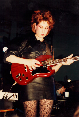 Gillian Gilbert (New Order) (77KB)