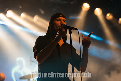 Milan (Laibach) (95KB) © bei pictureinterceptor.ch